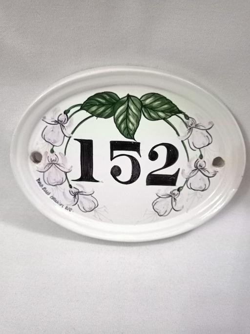 Buy & Sell Hall Green Birmingham - Photos for VINTAGE SALVAGED HOUSE NUMBER PLAQUE '152'.