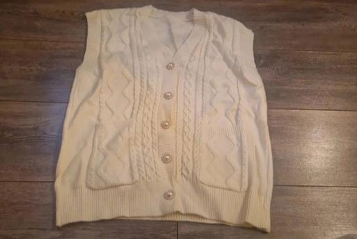 Buy & Sell Lees Oldham - Photos for Cardigan