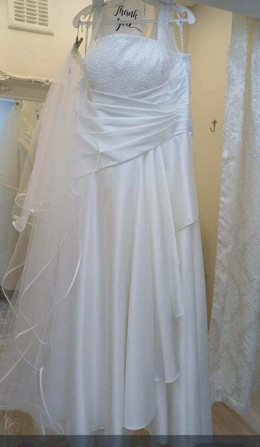 Buy & Sell Luton Town Centre Luton - Photos for Brand new Wedding dress size 18
