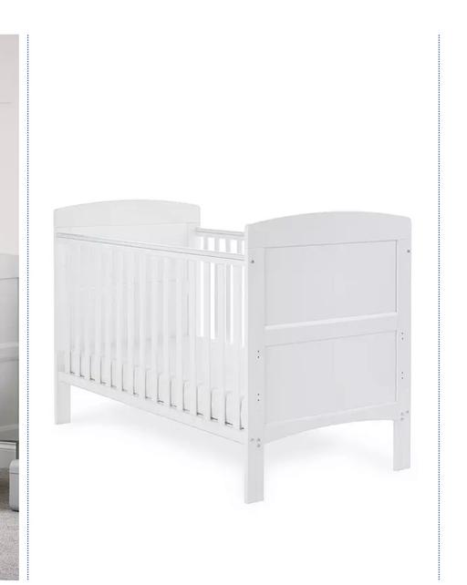 Buy & Sell Thamesmead South East London - Photos for White cot bed & bedding