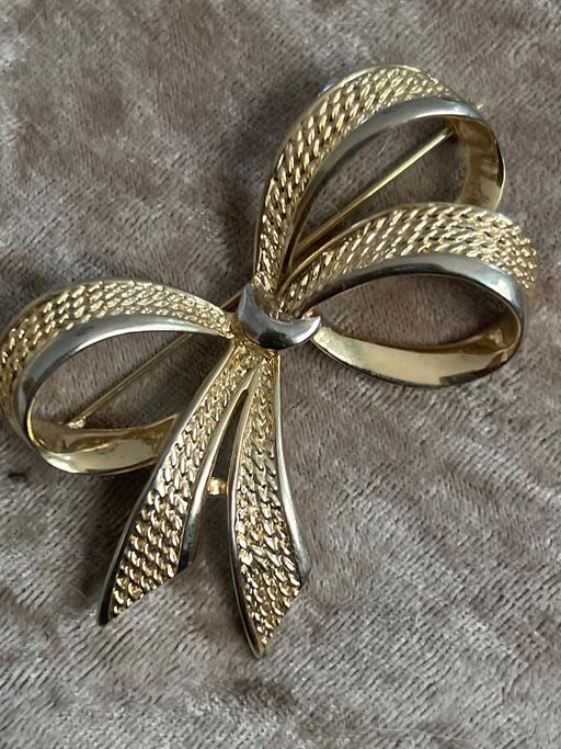 Buy & Sell Anerley South East London - Photos for Lovely vintage brooch