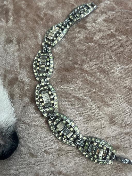 Buy & Sell Anerley South East London - Photos for Lovely vintage bracelet spares or repair