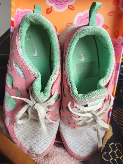 Buy & Sell Longley Sheffield - Photos for nike trainers
