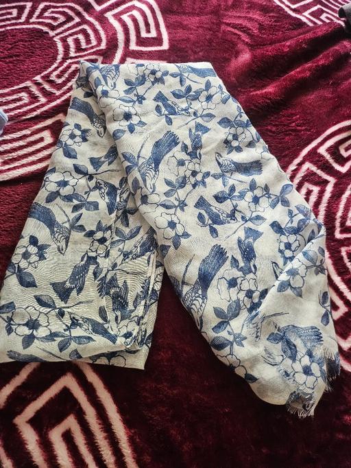 Buy & Sell Northfield Birmingham - Photos for 🕊️ Mantaray Lightweight Scarf
