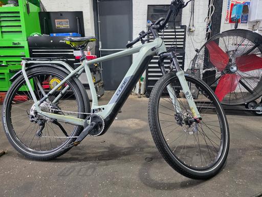 Buy & Sell Shard End Birmingham - Photos for CUBE CATHMANDU PRO E BIKE