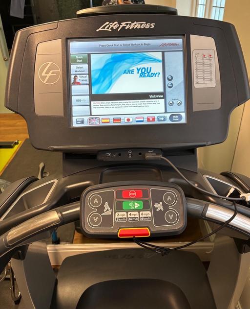 Buy & Sell West Hampstead Camden - Photos for Life Fitness 95T Treadmill
