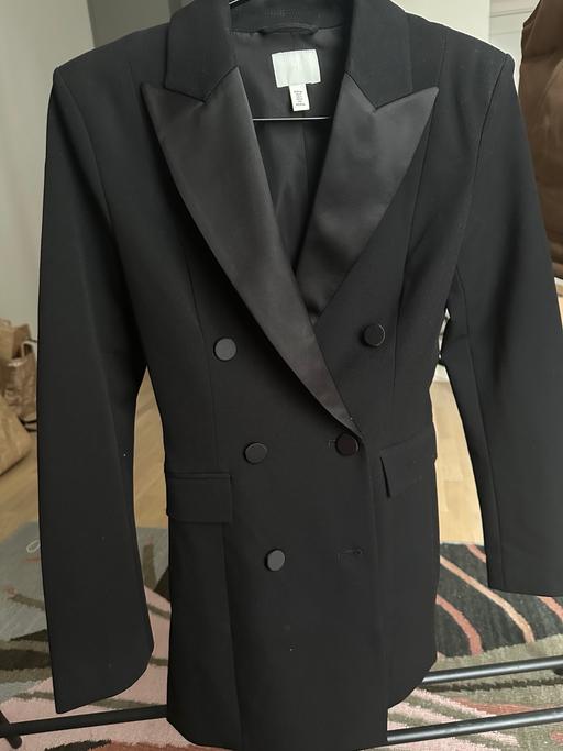 Buy & Sell Brentford Hounslow - Photos for H&M tuxedo dress
