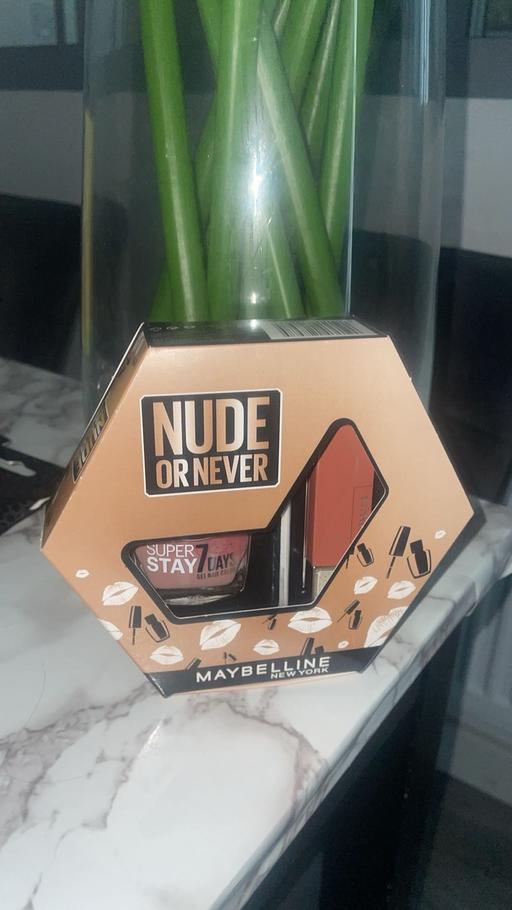 Buy & Sell Boothstown Salford - Photos for Maybelline Nude or Never 3 Piece Giftset