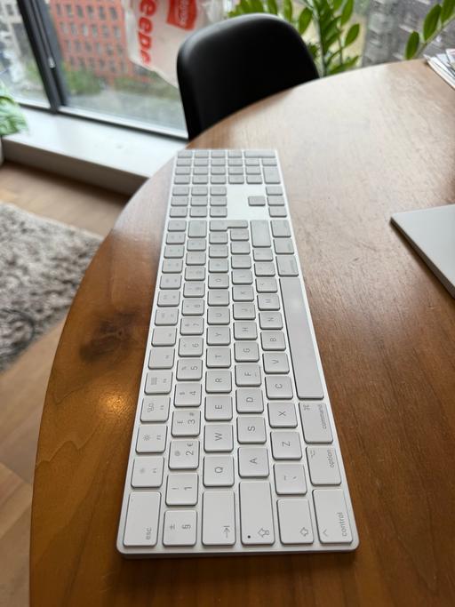 Buy & Sell Leamouth East London - Photos for Apple Magic Keyboard with Numeric Keypad