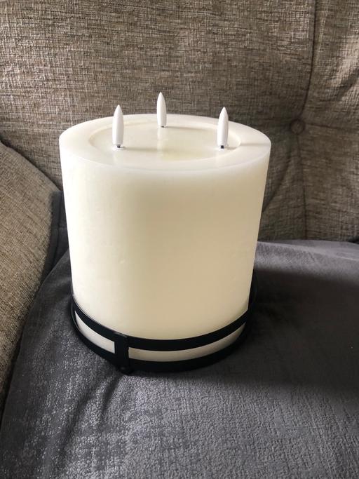Buy & Sell Rainstorth Rotherham - Photos for Large battery operated flickering candle
