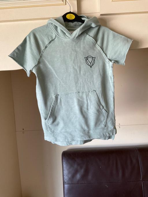 Buy & Sell Princes End Sandwell - Photos for Boys top