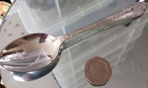 Buy & Sell Thatto Heath Saint Helens - Photos for Vintage queen Elizabeth 1977 collector spoon