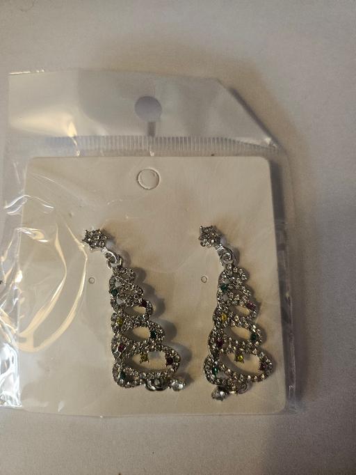 Buy & Sell Northfield Birmingham - Photos for 🎄 Sparkly Christmas Tree Earrings
