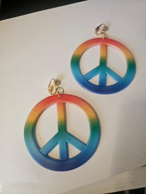 Buy & Sell Northfield Birmingham - Photos for Retro Rainbow Peace Sign Clip-On Earrings