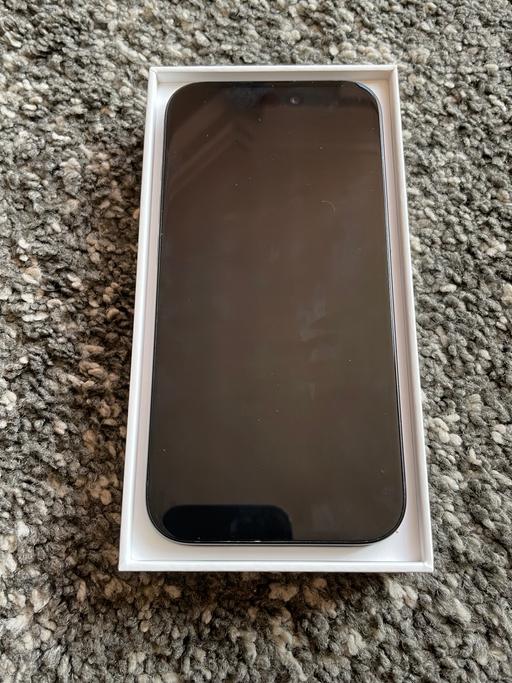 Buy & Sell Blackburn Blackburn with Darwen - Photos for Iphone 15 (128GB) immaculate condition