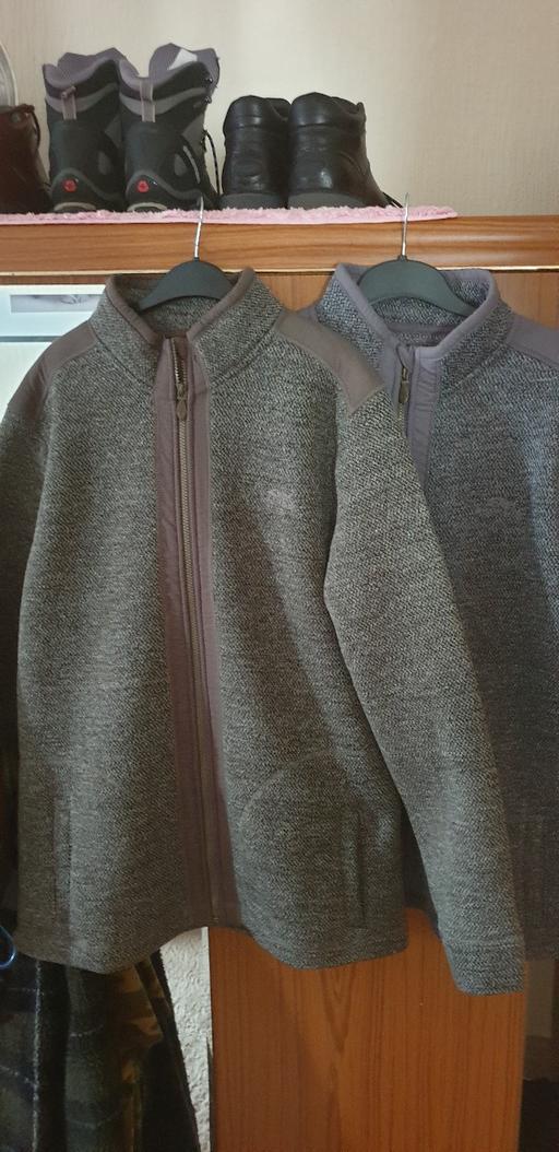 Buy & Sell Lofthouse Leeds - Photos for WEIRD FISH CLOTHING TWO TOPS LARGE