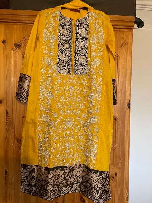 Buy & Sell Carlton Gedling - Photos for Khaadi size 12 kurta and dupatta