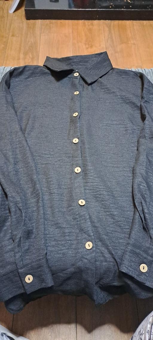 Buy & Sell Northfield Birmingham - Photos for Ladies Charcoal Button-Up Shirt