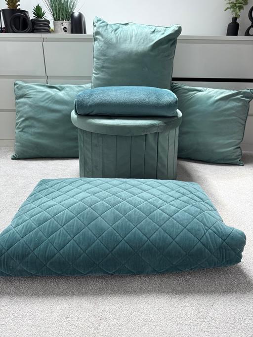 Buy & Sell Binchester Moor County Durham - Photos for Bedroom bundle
