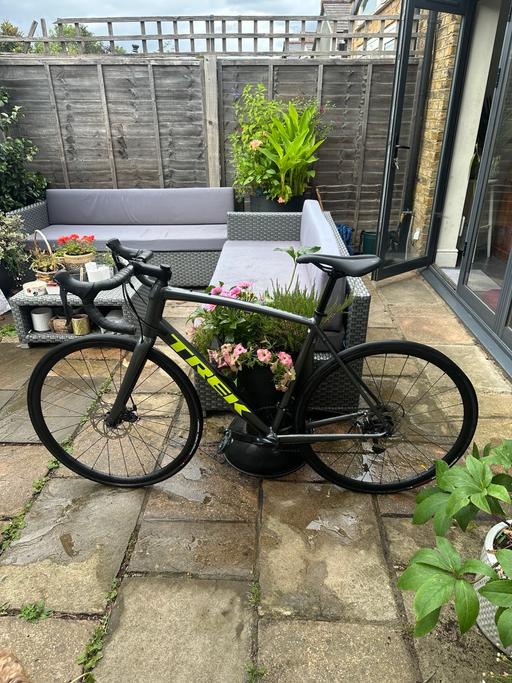Buy & Sell Mortlake South West London - Photos for TREK Domane AL 3 58cm Road Bike