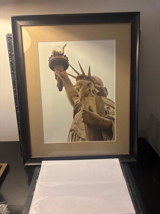 Buy & Sell Deptford South East London - Photos for Statue of Liberty pic