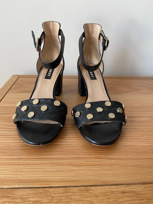 Buy & Sell Harpenden St. Albans - Photos for DKNY sandals