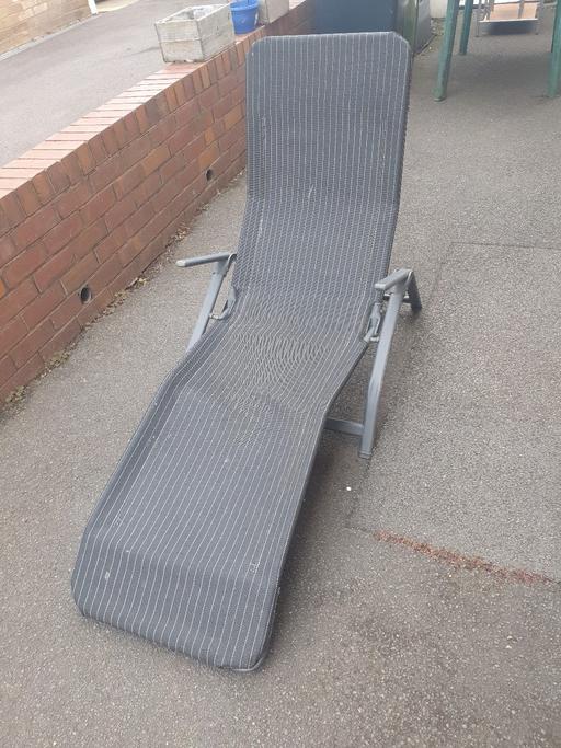 Buy & Sell Gornal Wood Dudley - Photos for Black & Grey Fold Up Sun Lounger , Decent Con