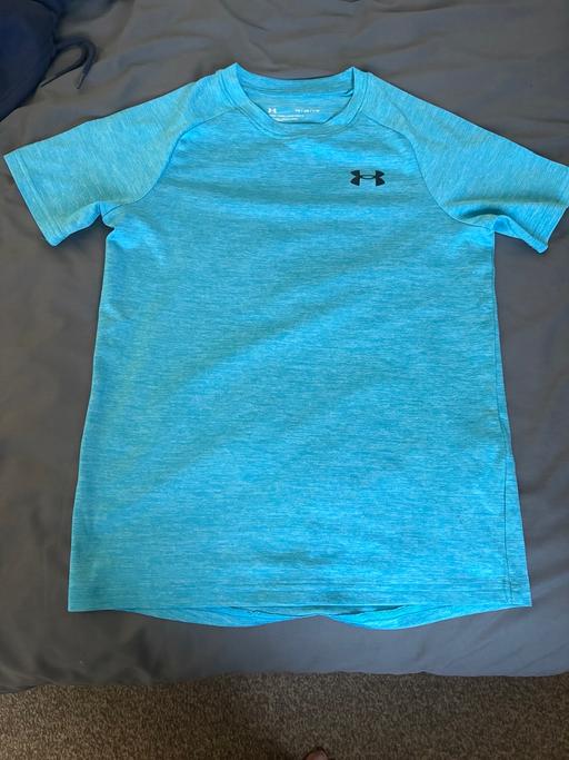 Buy & Sell Rowley Village Sandwell - Photos for Boys Under Armour T Shirt - Medium