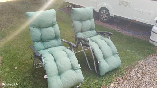 Buy & Sell Areley Kings Malvern Hills - Photos for recliner chairs