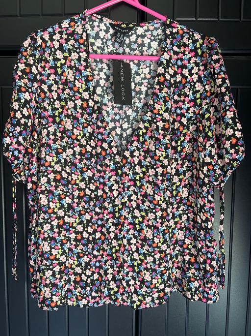 Buy & Sell Bells Mill Dudley - Photos for New look blouse size 16
