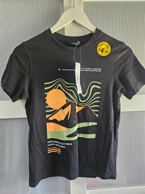 Buy & Sell Weston Point Halton - Photos for 🌟NEW🌟 Age 10-11 GEORGE tshirt