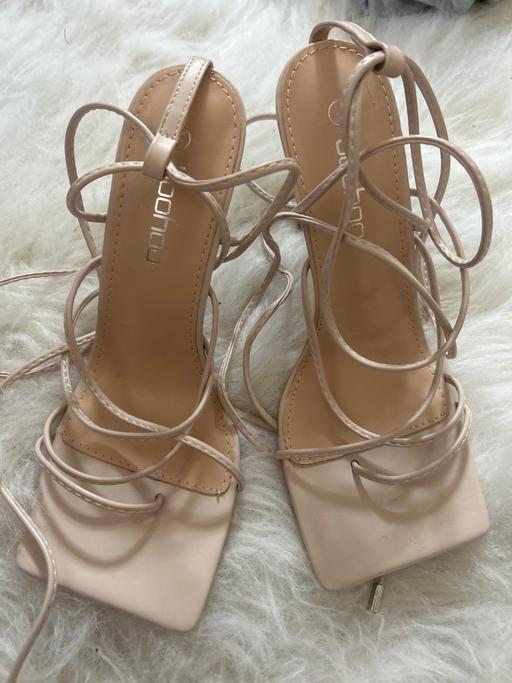 Buy & Sell Bells Mill Dudley - Photos for Boohoo heels size 5