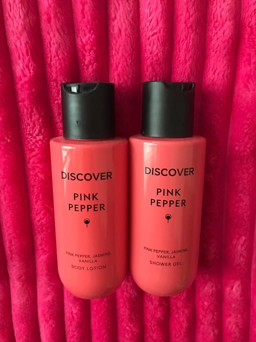 Buy & Sell Newport Newport - Wales - Photos for New M&S Pink Pepper Set.