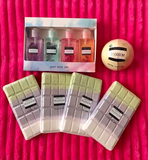 Buy & Sell Liswerry Newport - Wales - Photos for New Superdrug Layering Lab Set.