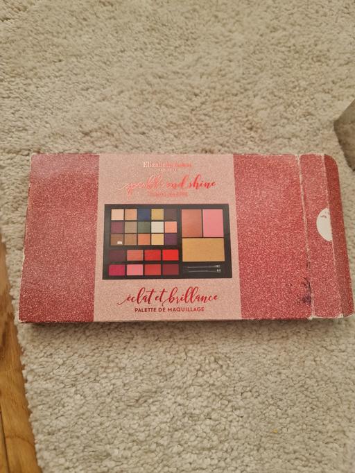 Buy & Sell Gatley Stockport - Photos for Elizabeth arden colour palette