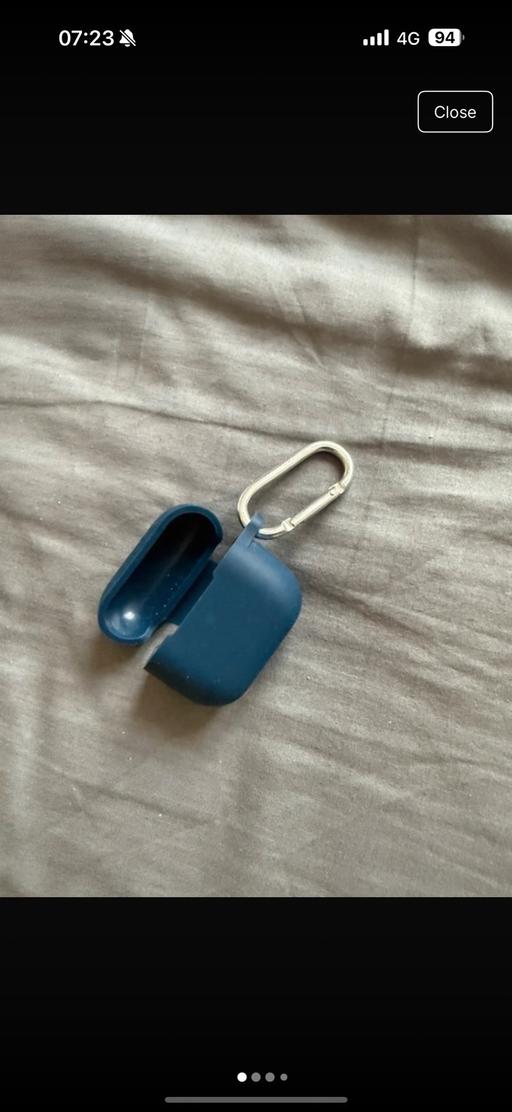 Buy & Sell Egham Runnymede - Photos for Blue AirPods gen 3 case