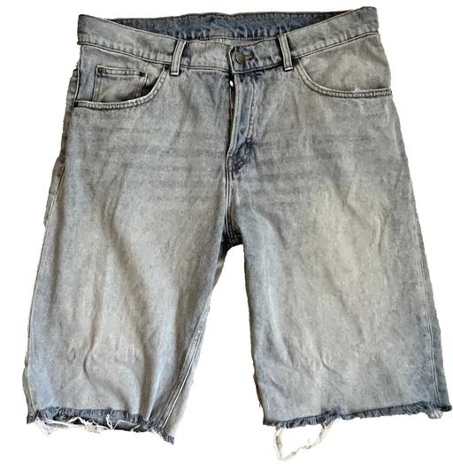 Buy & Sell Elephant and Castle South East London - Photos for Cheap Monday Denim Shorts - blue - UK size 34