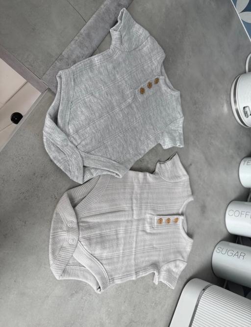 Buy & Sell Mitcham Merton - Photos for X2 baby bodysuits