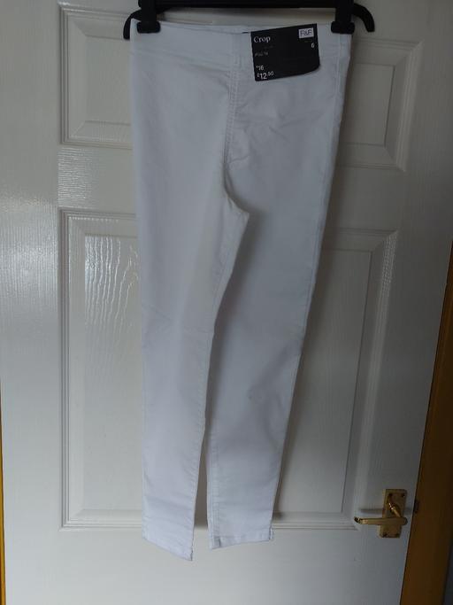 Buy & Sell Woodthorpe Charnwood - Photos for Women's white cropped jeggings size 6