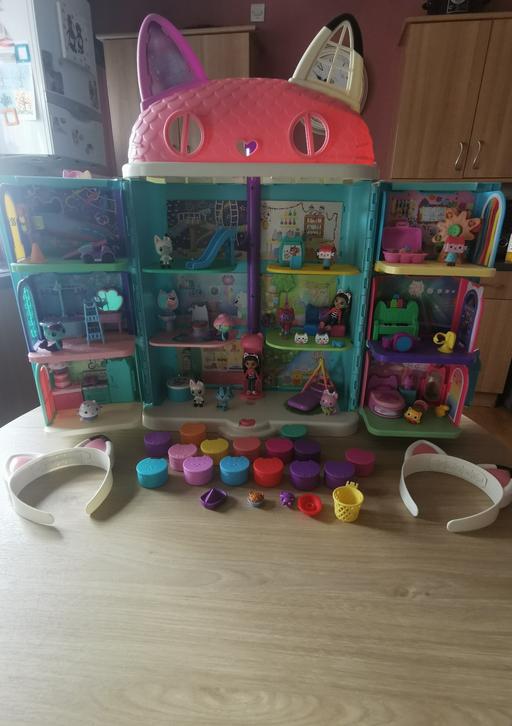 Buy & Sell Central Bedfordshire Bedfordshire - Photos for gabbys dollhouse