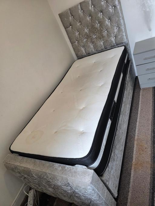 Buy & Sell Bierley Bradford - Photos for Single Ottoman Bed
