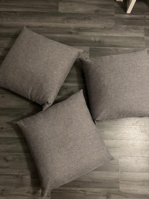 Buy & Sell Tottenham Green North London - Photos for IKEA large cushions x3