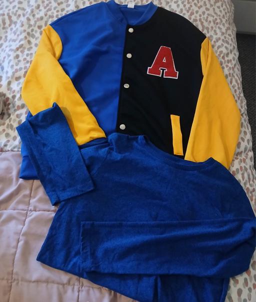 Buy & Sell Syston Charnwood - Photos for older boys 13-14 varsity jacket and tee