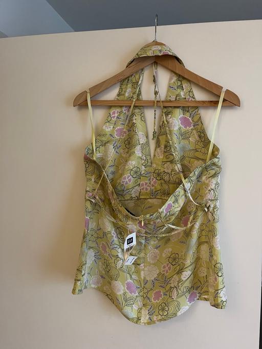 Buy & Sell Hornsey North London - Photos for Pretty, vest top