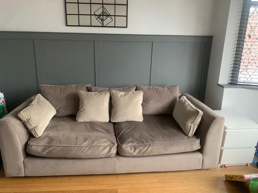 Buy & Sell Edmonton North London - Photos for Furniture village sofa