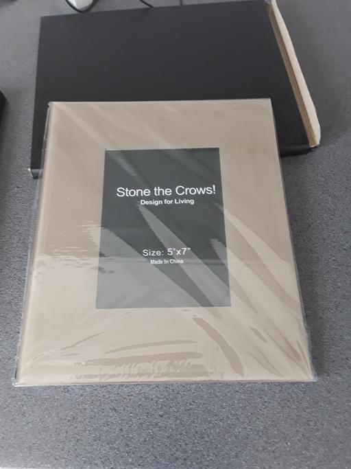 Buy & Sell Ocker Hill Sandwell - Photos for glass photo frames x 2