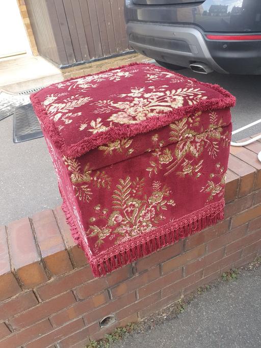 Buy & Sell Pensnett Dudley - Photos for 18 inch Square ,Foot Stool/Ottoman, on Wheels