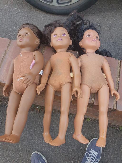 Buy & Sell Pensnett Dudley - Photos for 3 Large Girls Dolls , Great For Dress Up .