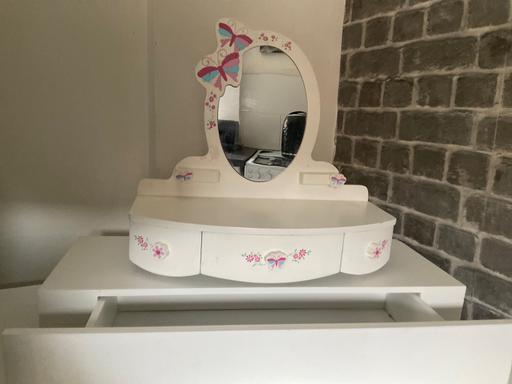 Buy & Sell Tipton Sandwell - Photos for Kids draw no legs unit