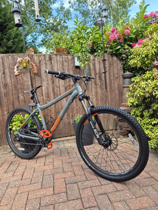 Buy & Sell Minworth Trade Park Birmingham - Photos for BRAND NEW! Ultralite, 27.5, VOODOO BANTU, H/T